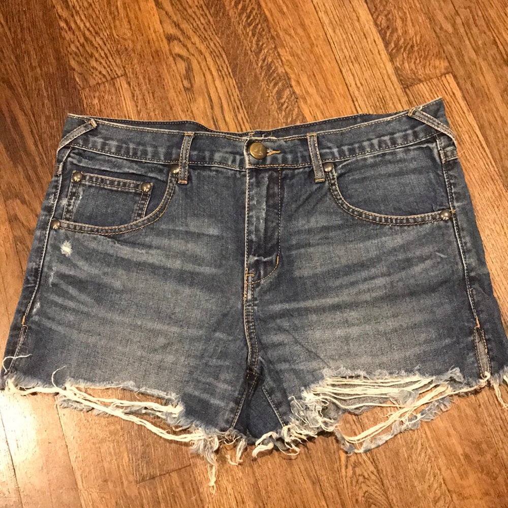 Free People Denim Distressed Short